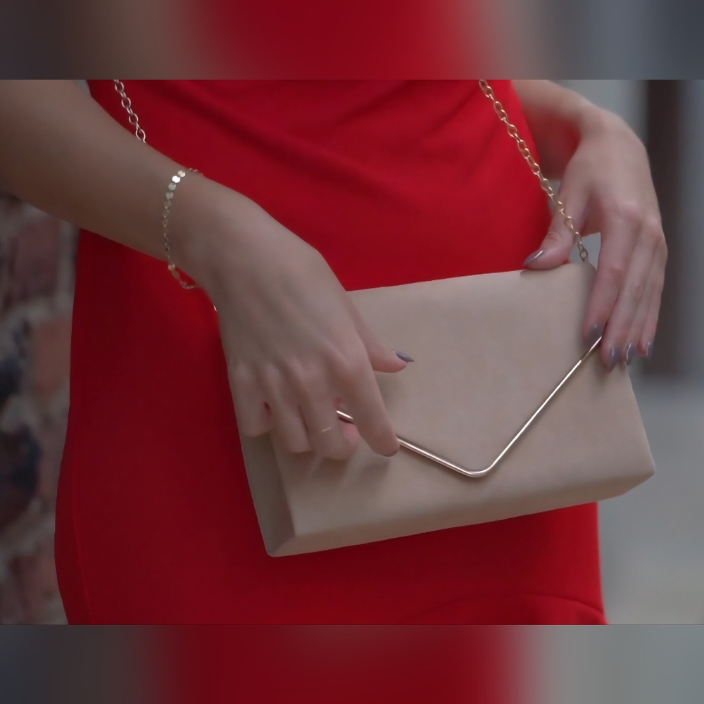 Elegant Black Clutch with Gold Chain